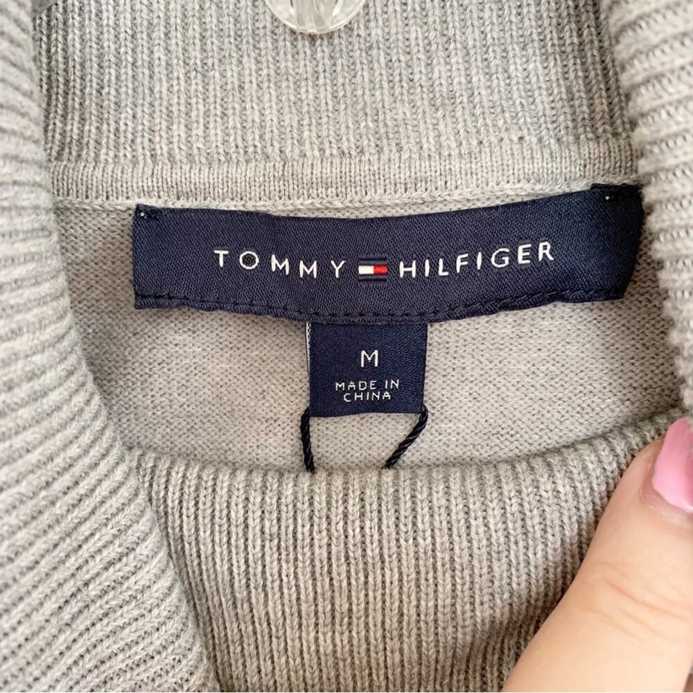 Tommy Hilfiger Grey Stella Flag Mock Neck Sweater NWT Medium - Picture 6 of 7